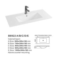 B8922